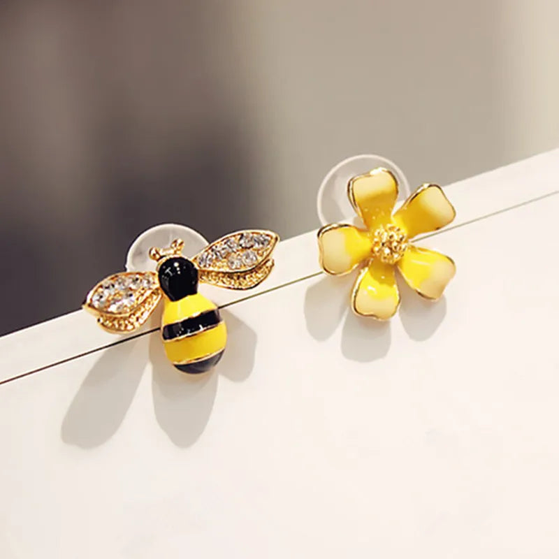 Flor abelha assimétrica zircão brincos para mulheres e meninas, bonito jóias, punk, imitação de pérola parafuso prisioneiro, presente, moda, novo